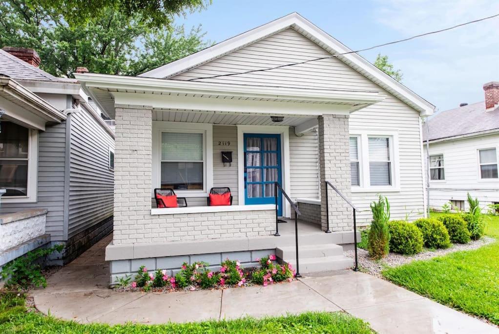 2br Haven: Remodeled Gem! *